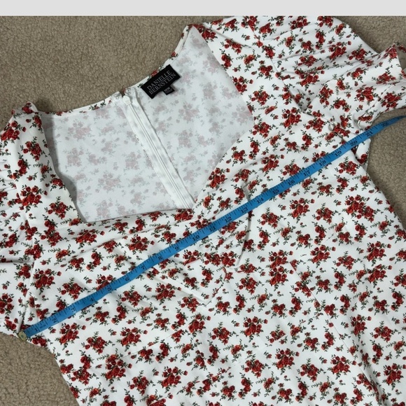 Danielle Bernstein Midi Length Dress Short Puff Sleeve Red White Flower Print - Picture 10 of 16